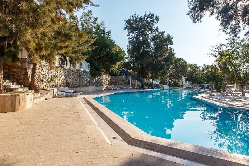 Larissa Hill Beach Hotel Konaklı Екстериор снимка